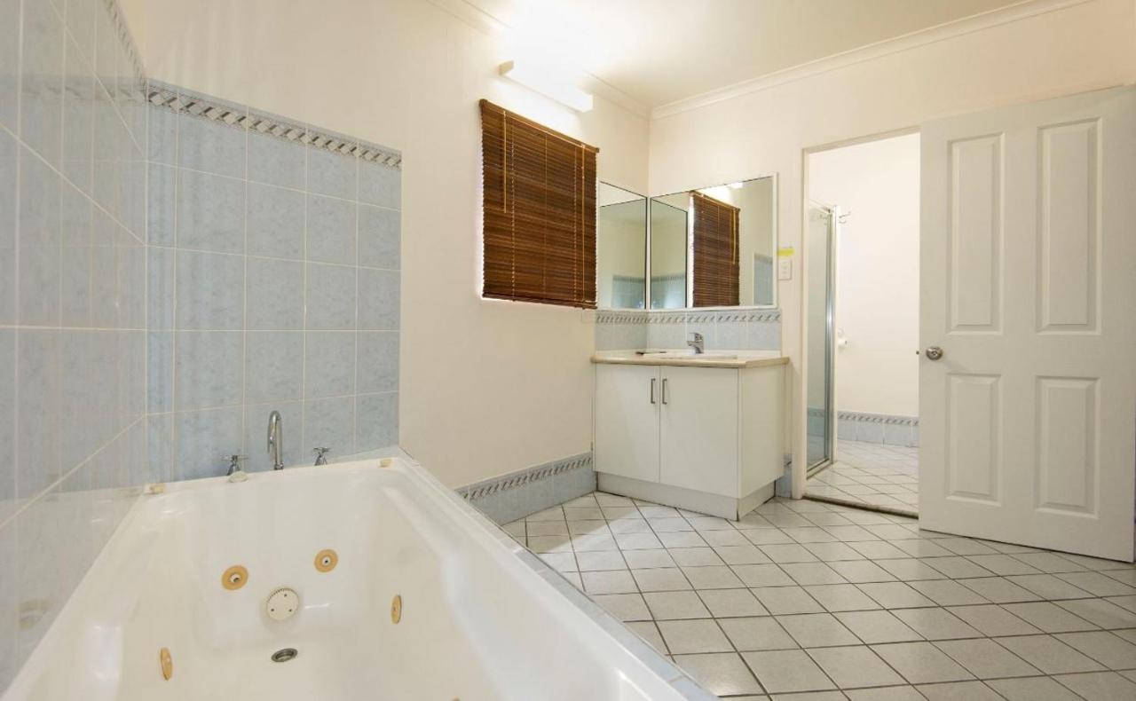 Coral Sands Motel Mackay Exterior foto